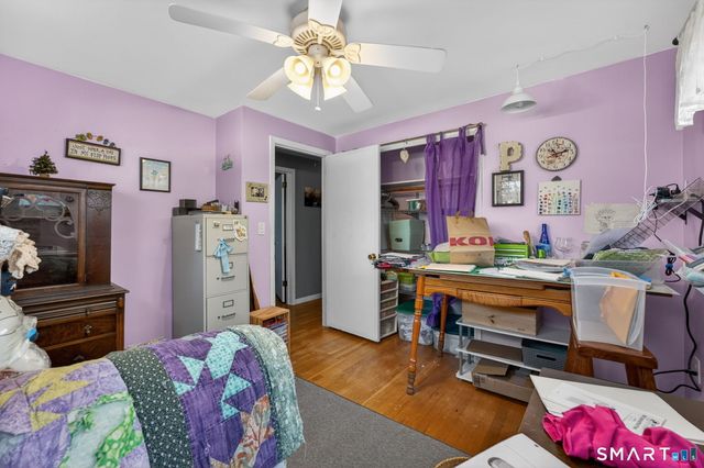 18 Evergreen Street, Norwich, CT 06360