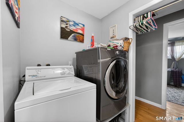 18 Evergreen Street, Norwich, CT 06360