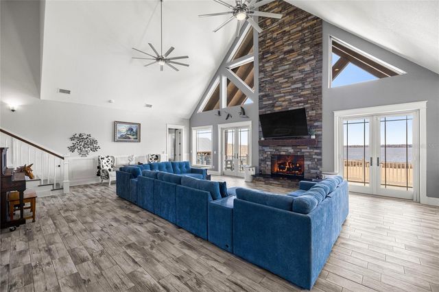 5251 SE 180TH AVENUE ROAD, Ocklawaha, FL 32179