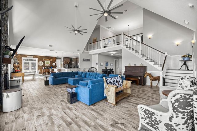 5251 SE 180TH AVENUE ROAD, Ocklawaha, FL 32179