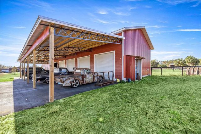 5251 SE 180TH AVENUE ROAD, Ocklawaha, FL 32179