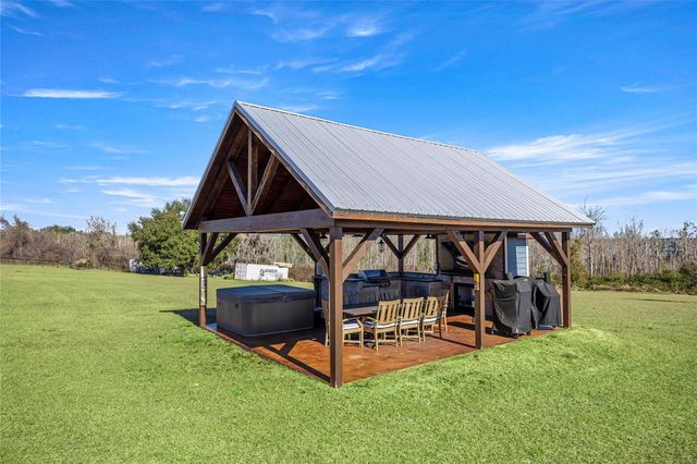 5251 SE 180TH AVENUE ROAD, Ocklawaha, FL 32179