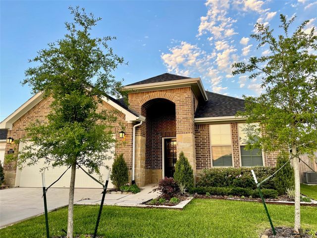 8319 Divot Trace, Fulshear, TX 77441