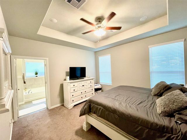 8319 Divot Trace, Fulshear, TX 77441