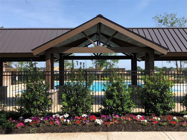 8319 Divot Trace, Fulshear, TX 77441