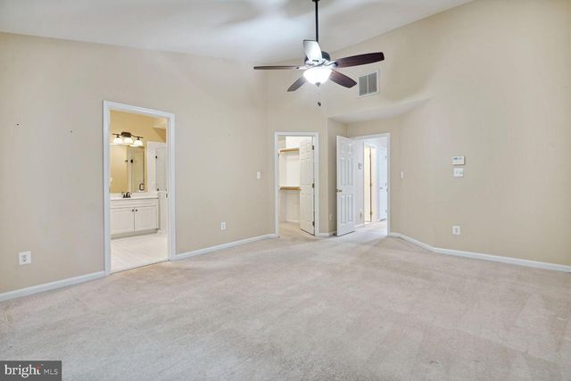 8544 WESTOWN WAY, Vienna, VA 22182