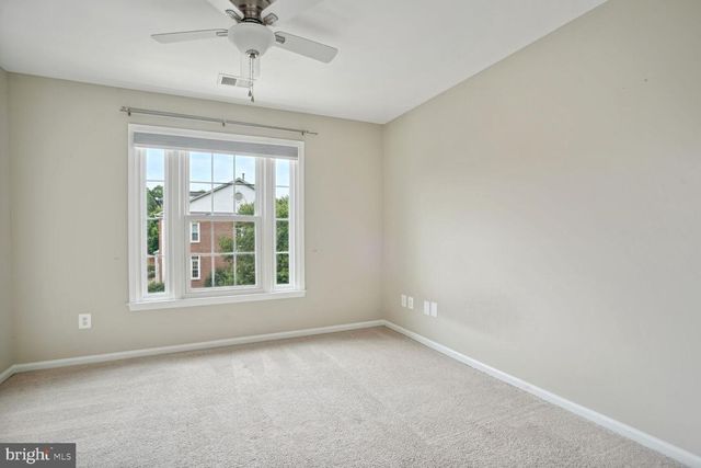 8544 WESTOWN WAY, Vienna, VA 22182