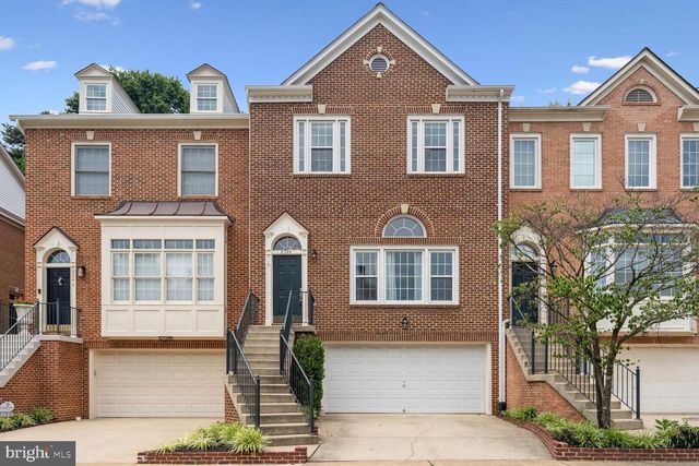8544 WESTOWN WAY, Vienna, VA 22182