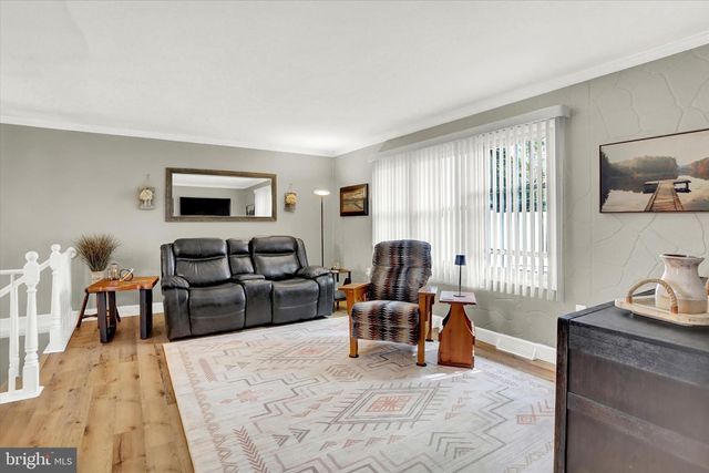 129 SHIRLEY DR, Middletown, PA 17057