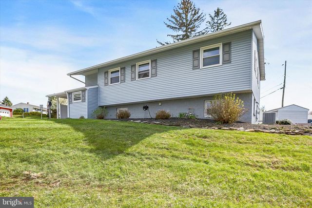 129 SHIRLEY DR, Middletown, PA 17057