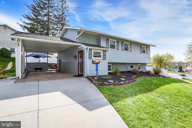 129 SHIRLEY DR, Middletown, PA 17057