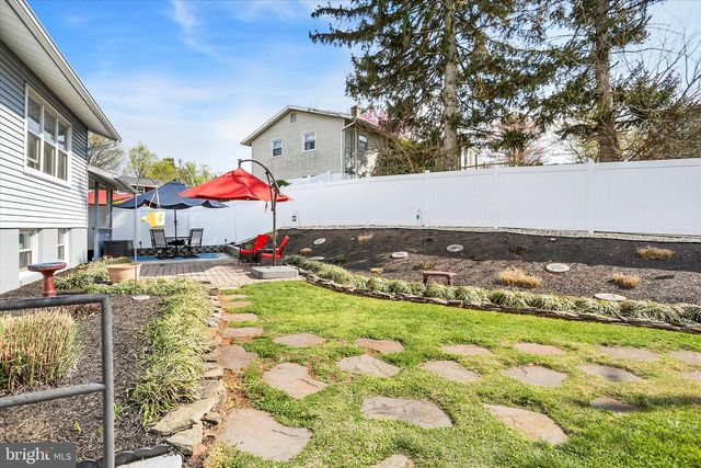 129 SHIRLEY DR, Middletown, PA 17057