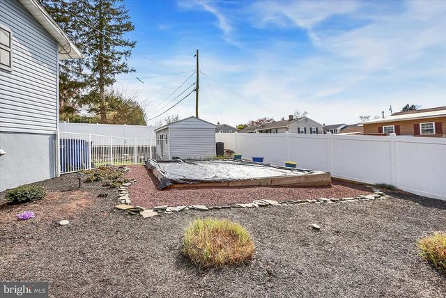 129 SHIRLEY DR, Middletown, PA 17057
