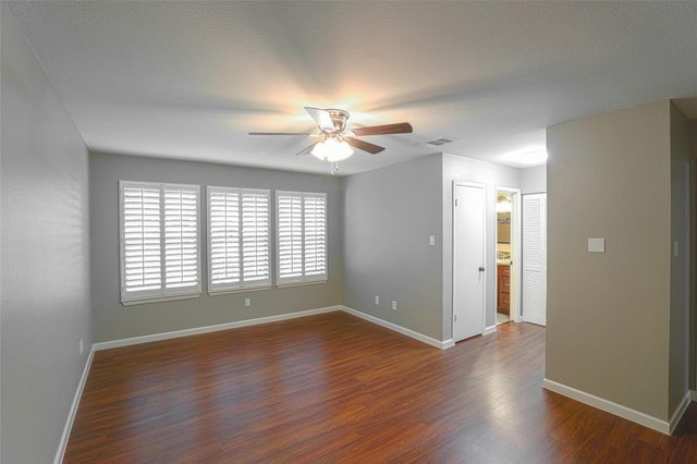58 Cokeberry Court, The Woodlands, TX 77380