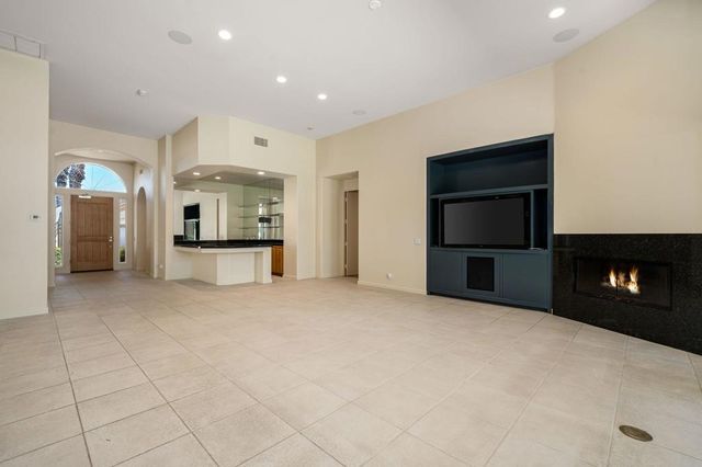505 Indian Ridge Drive, Palm Desert, CA 92211