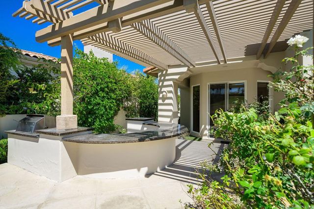 505 Indian Ridge Drive, Palm Desert, CA 92211