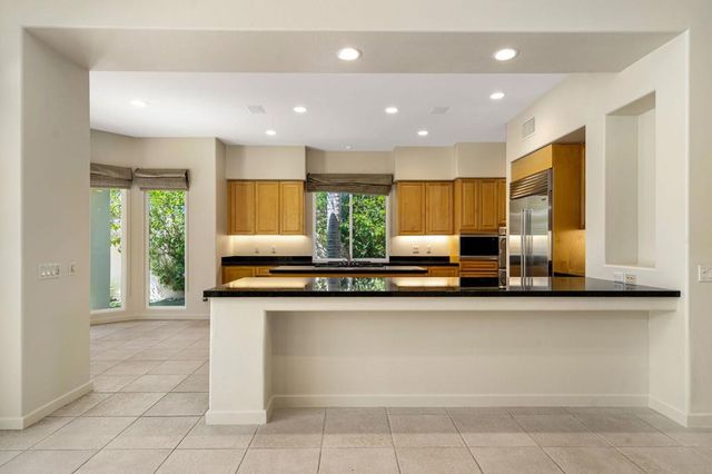 505 Indian Ridge Drive, Palm Desert, CA 92211