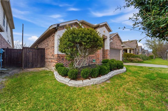 9538 Ocean Drive, Iowa Colony, TX 77583