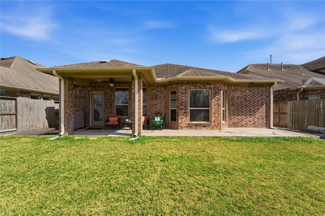 9538 Ocean Drive, Iowa Colony, TX 77583