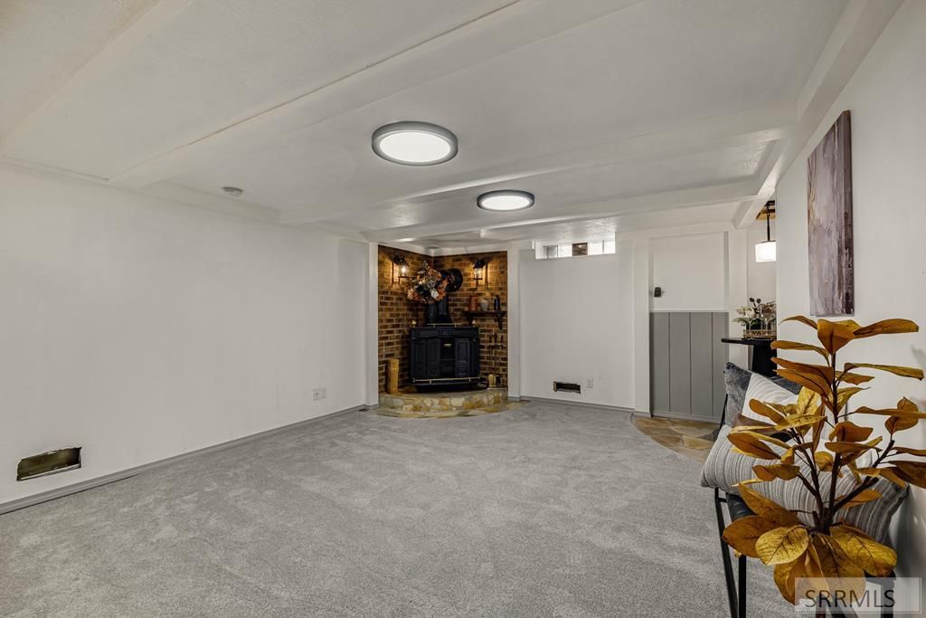 Image 25 of property listing at 1265 10th Street, Idaho Falls, ID 83404
