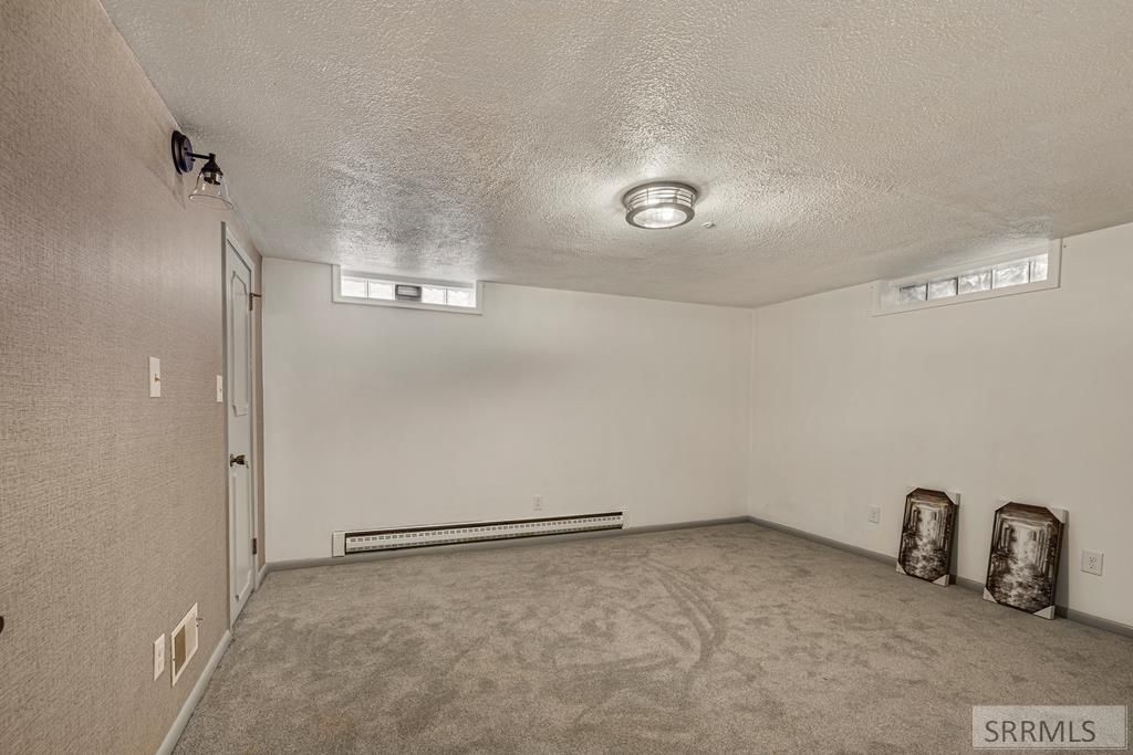 Image 31 of property listing at 1265 10th Street, Idaho Falls, ID 83404