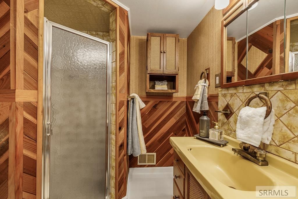 Image 33 of property listing at 1265 10th Street, Idaho Falls, ID 83404
