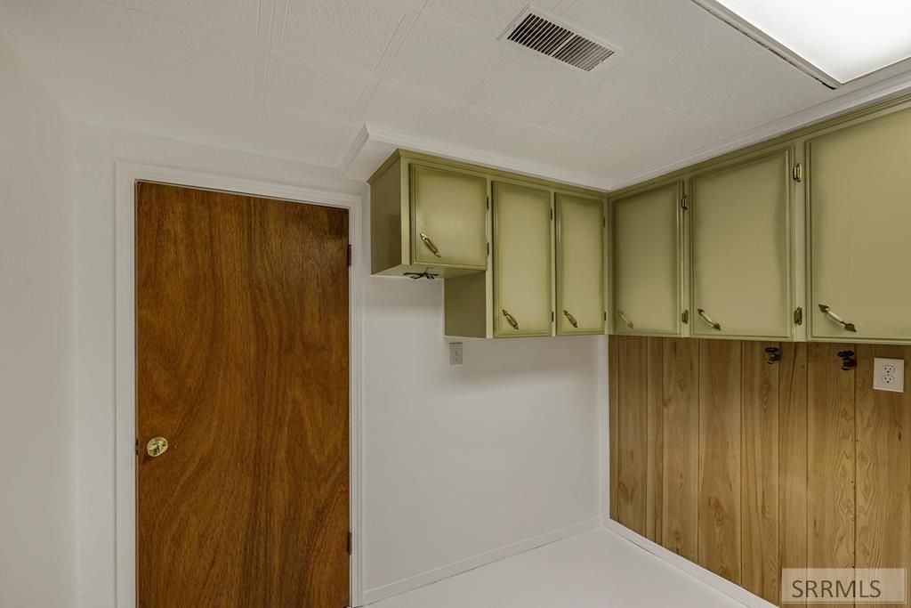 Image 35 of property listing at 1265 10th Street, Idaho Falls, ID 83404
