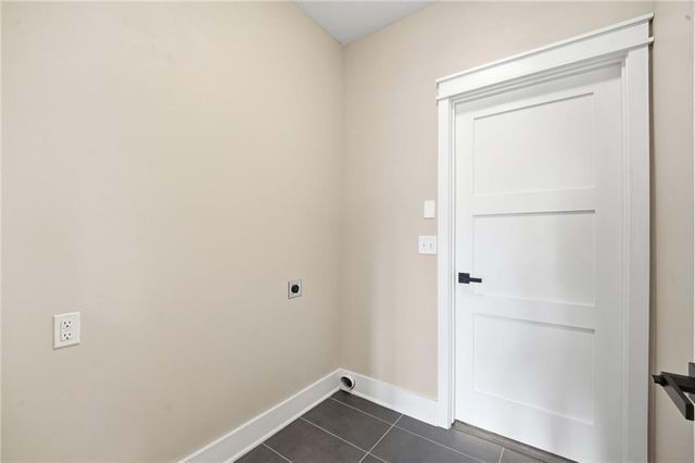 1816 NE Volos Court, Blue Springs, MO 64029