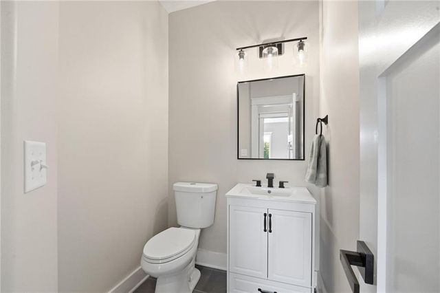 1816 NE Volos Court, Blue Springs, MO 64029