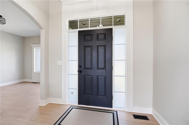 1816 NE Volos Court, Blue Springs, MO 64029