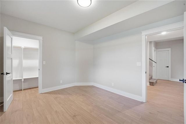 1816 NE Volos Court, Blue Springs, MO 64029