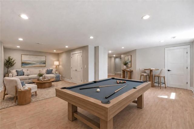 1816 NE Volos Court, Blue Springs, MO 64029