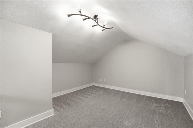 1816 NE Volos Court, Blue Springs, MO 64029