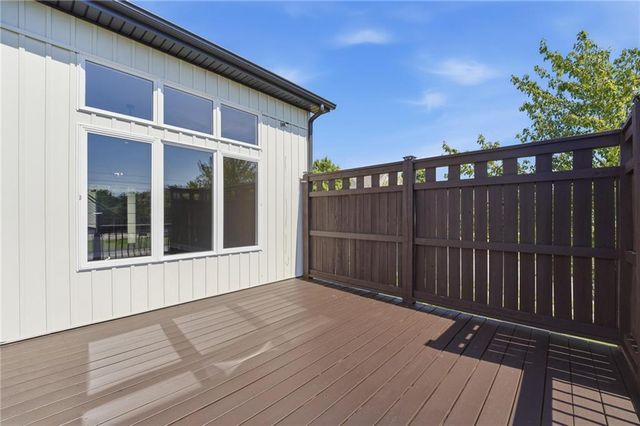1816 NE Volos Court, Blue Springs, MO 64029