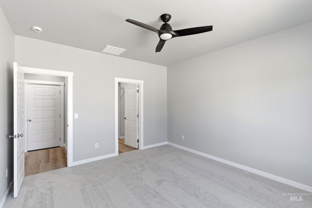 8307 E Presley Ct, Nampa, ID 83687