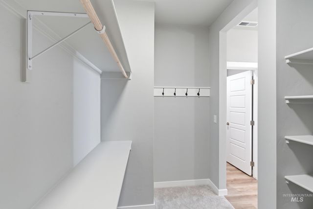 8307 E Presley Ct, Nampa, ID 83687