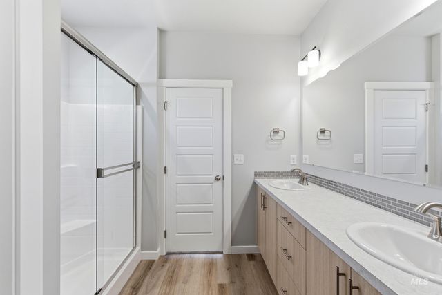 8307 E Presley Ct, Nampa, ID 83687