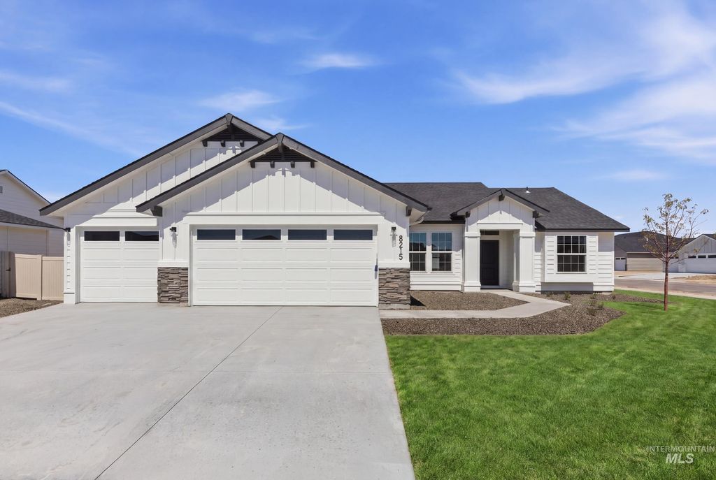 8307 E Presley Ct, Nampa, ID 83687