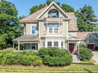 5347 Shelburne Road, Shelburne, VT 05482