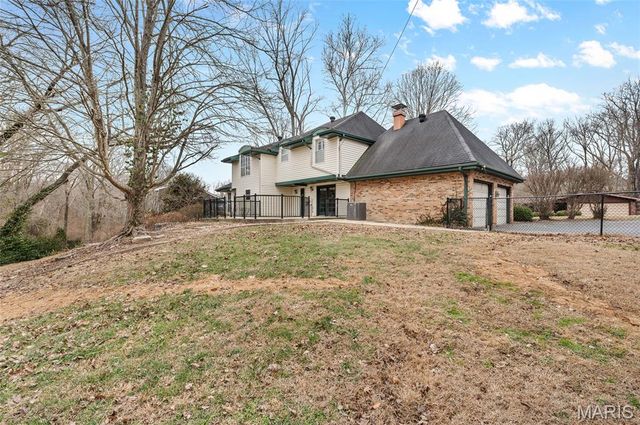 2 Powder Creek Drive, Belleville, IL 62223