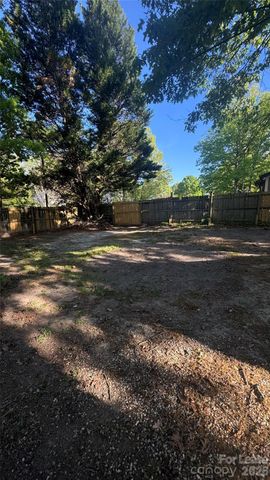7620 Fire Tree Lane, Charlotte, NC 28227