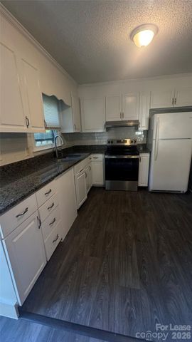 7620 Fire Tree Lane, Charlotte, NC 28227