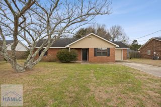 913 Churchfield Drive, Hinesville, GA 31313