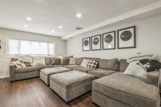 2332 Plymouth Place, East Meadow, NY 11554