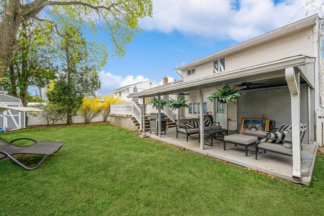 2332 Plymouth Place, East Meadow, NY 11554