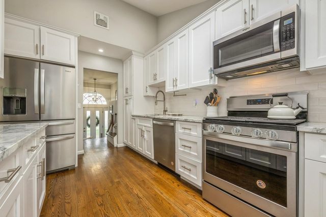 2332 Plymouth Place, East Meadow, NY 11554