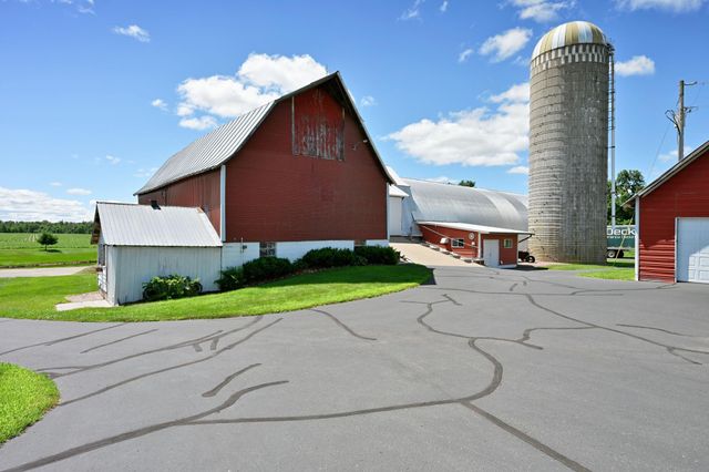 2451 25th Avenue, Rice Lake, WI 54868