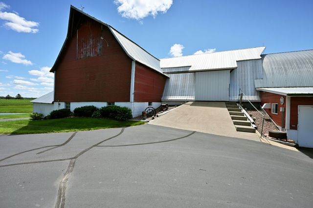 2451 25th Avenue, Rice Lake, WI 54868