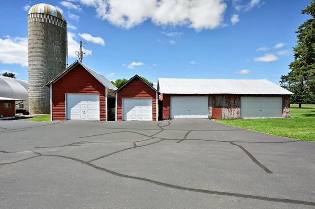 2451 25th Avenue, Rice Lake, WI 54868