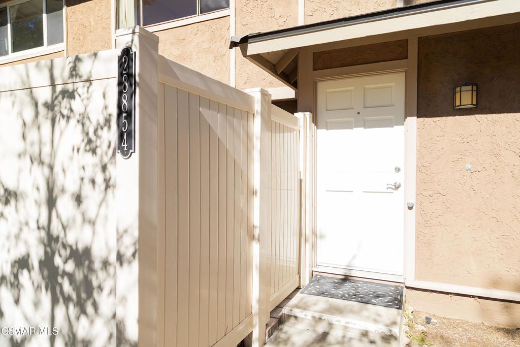 28854 Conejo View Drive, Agoura Hills, CA 91301